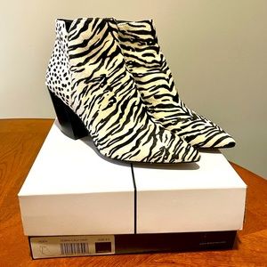 Genuine Dice Vita Aden real zebra calf hair boots, size 9.5